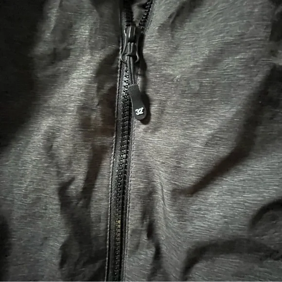 32 Degrees vest - Picture 7 of 9